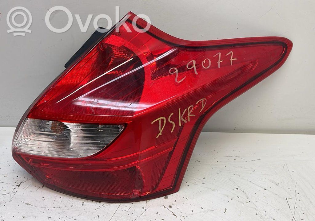 Rear/tail lights   588185
