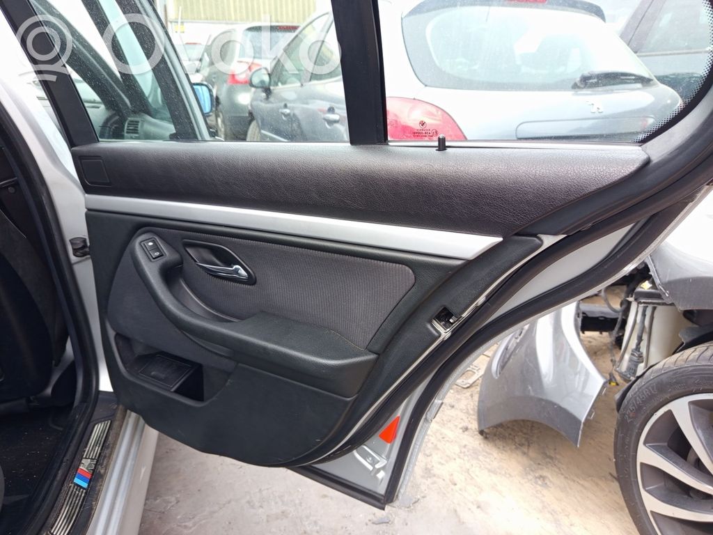 BMW 5 E39 Szyba klapy tylnej / bagażnika 