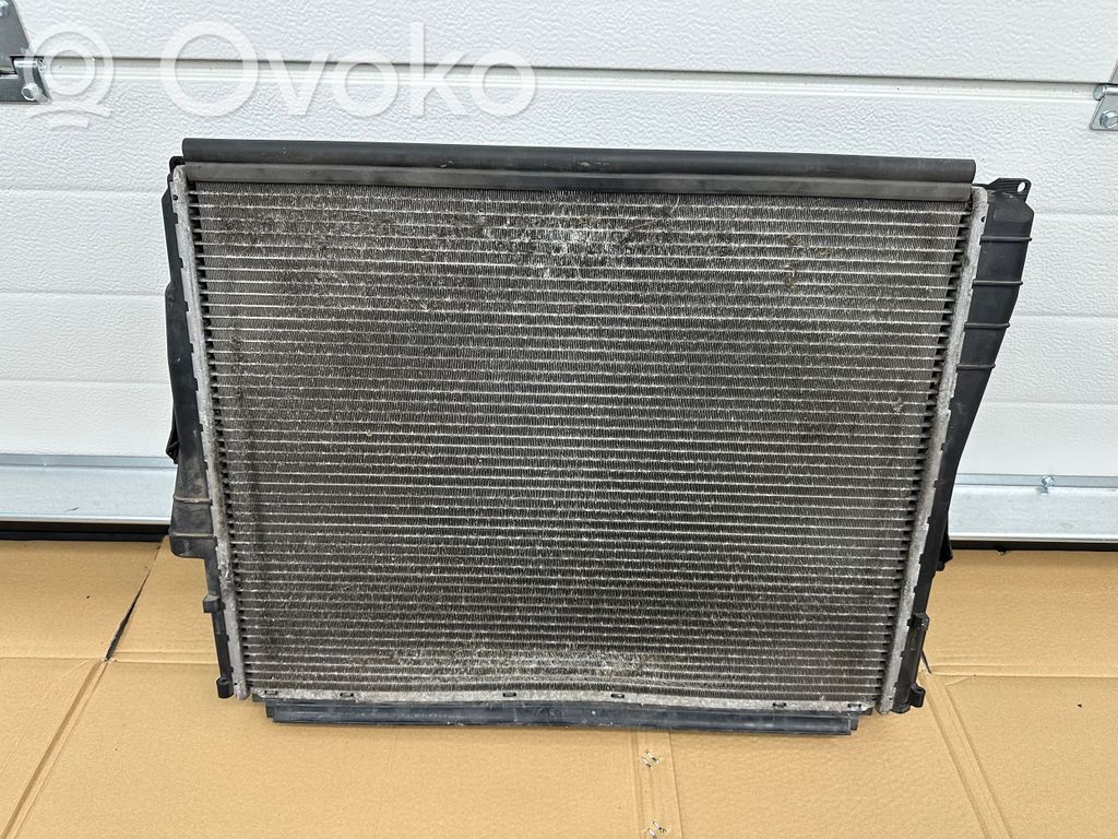 Aušinimo skysčio radiatorius   17119071519,17113414987,14362429D,11074810,14362429D,1613090,17117836843