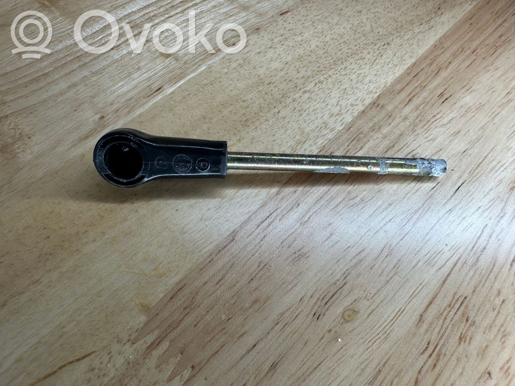 BMW M3 Battery bracket 
