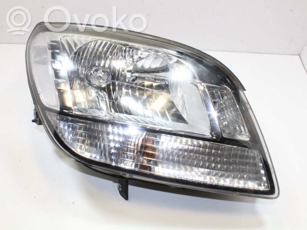 Chevrolet Orlando Scheinwerfer 