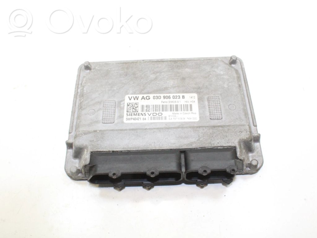 Engine control unit/module   03D906023B,5WP40421