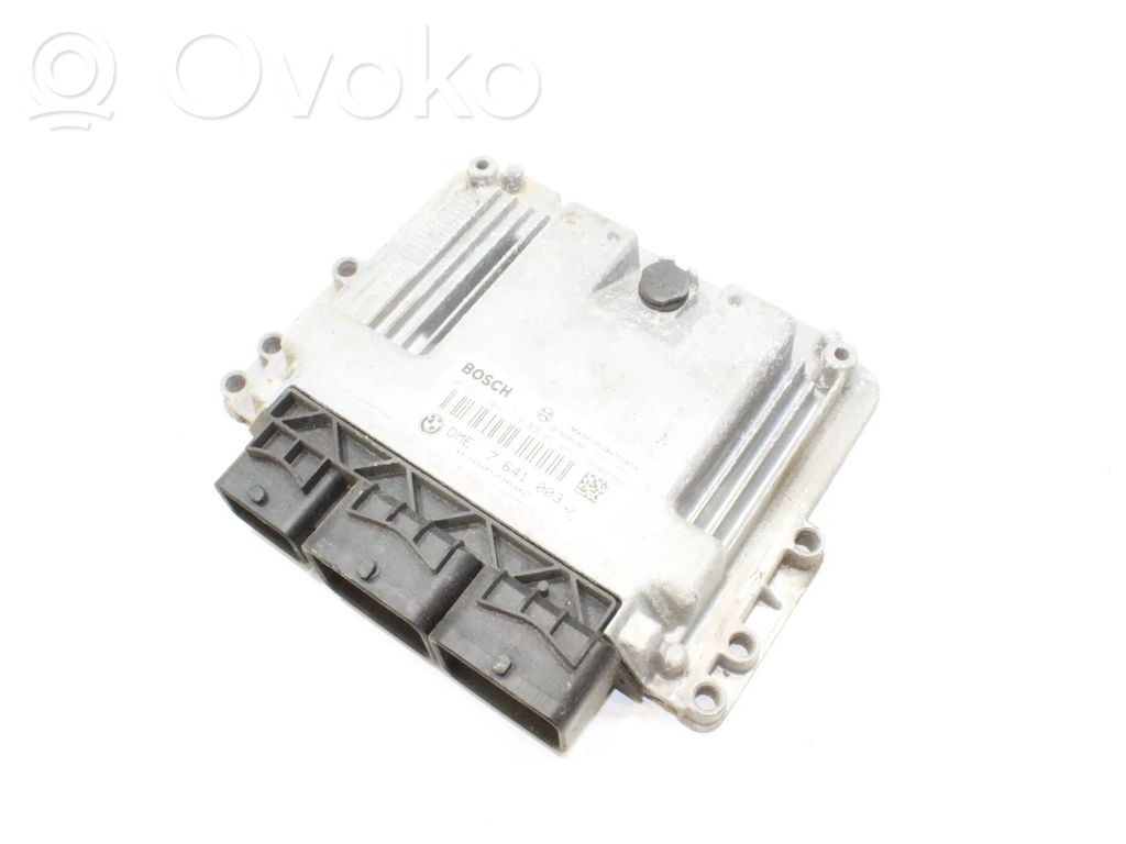 Engine control unit/module   7641003,0261S04158