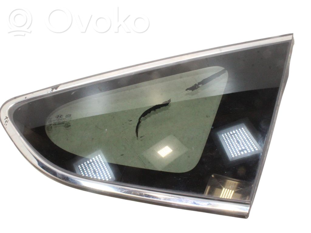 Hyundai Santa Fe Szyba karoseryjna tylna 