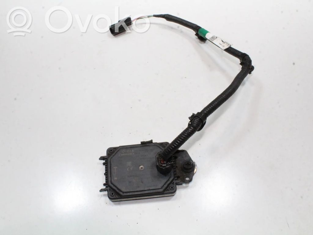 Toyota Yaris XP210 Sensor de radar Distronic 
