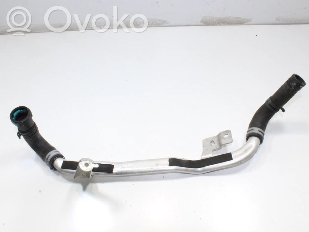 Jaguar I-Pace Engine coolant pipe/hose 