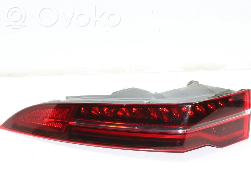 Jaguar I-Pace Rear/tail lights 