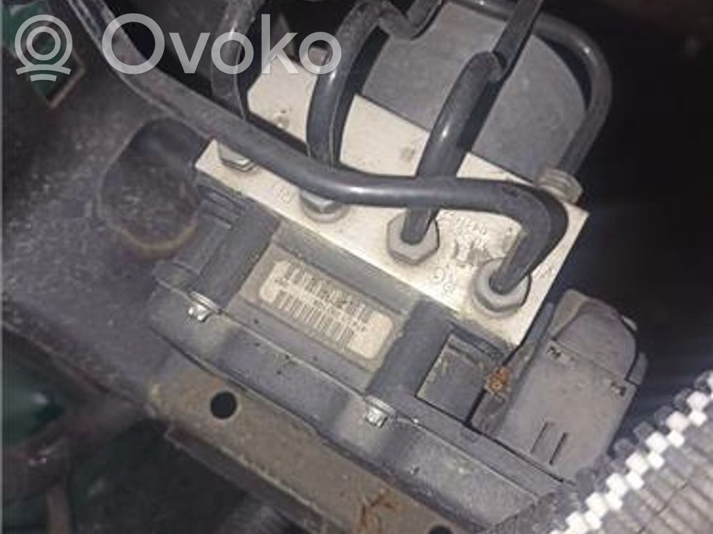 Unidad de control/módulo del ABS   9749988280