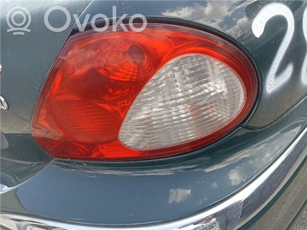 Rear tail light bulb   89021772A