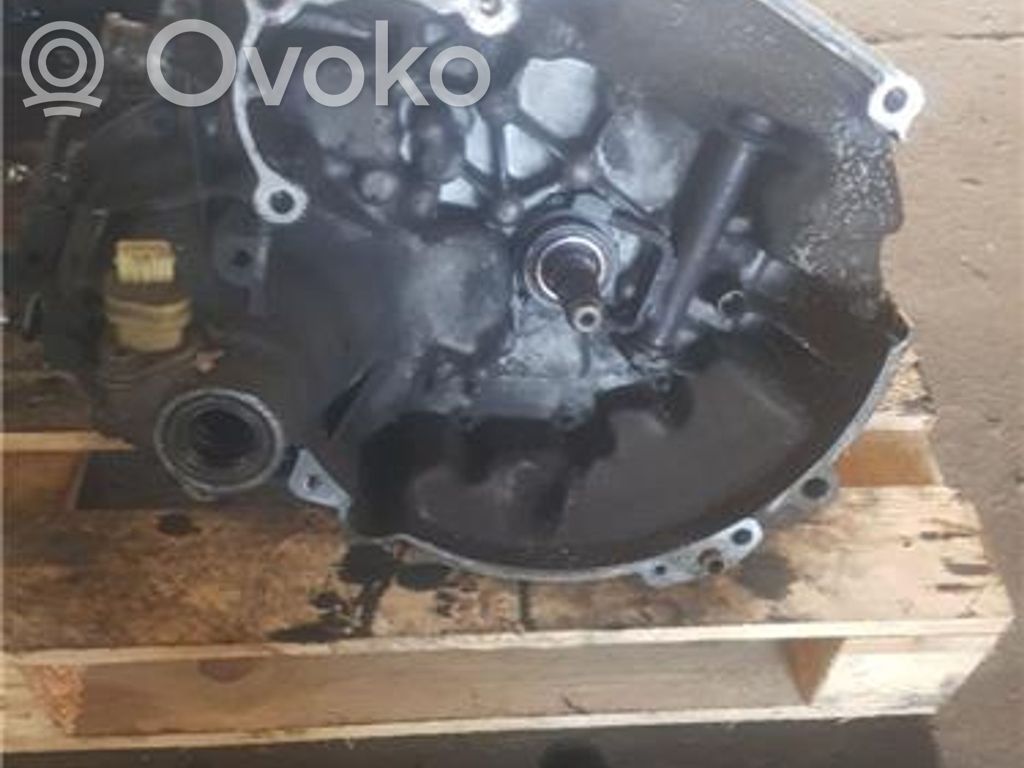 Peugeot 206 Manual 5 speed gearbox 