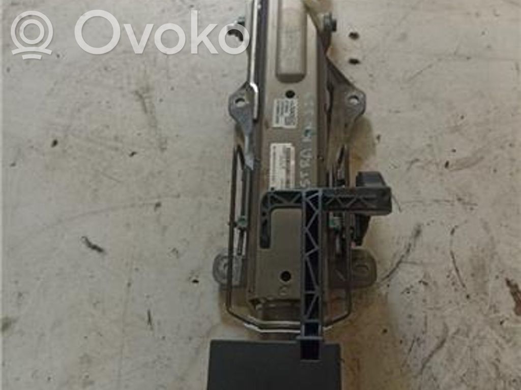 Opel Astra J Steering wheel 