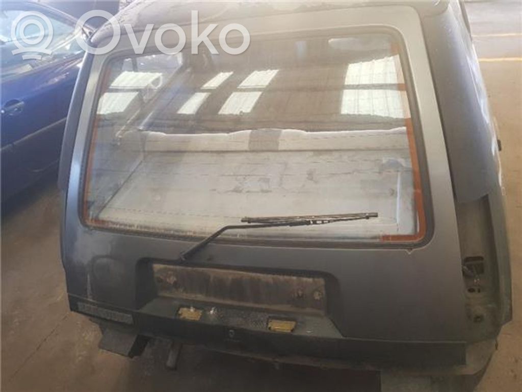 Back/rear loading door
