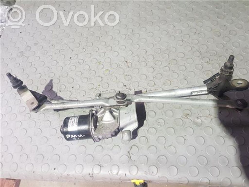 BMW 1 E81 E87 Wiper motor 