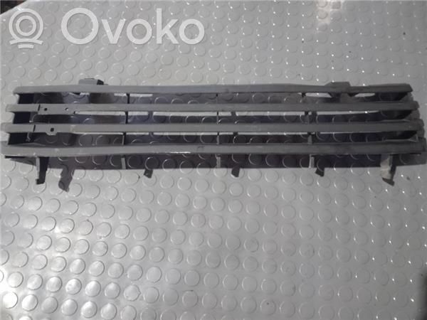 Citroen C15 Griglia superiore del radiatore paraurti anteriore 