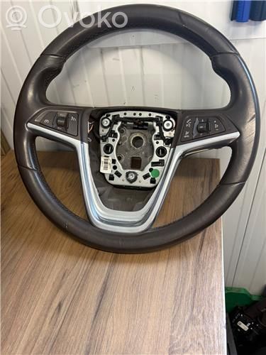 Opel Insignia A Ohjauspyörä 