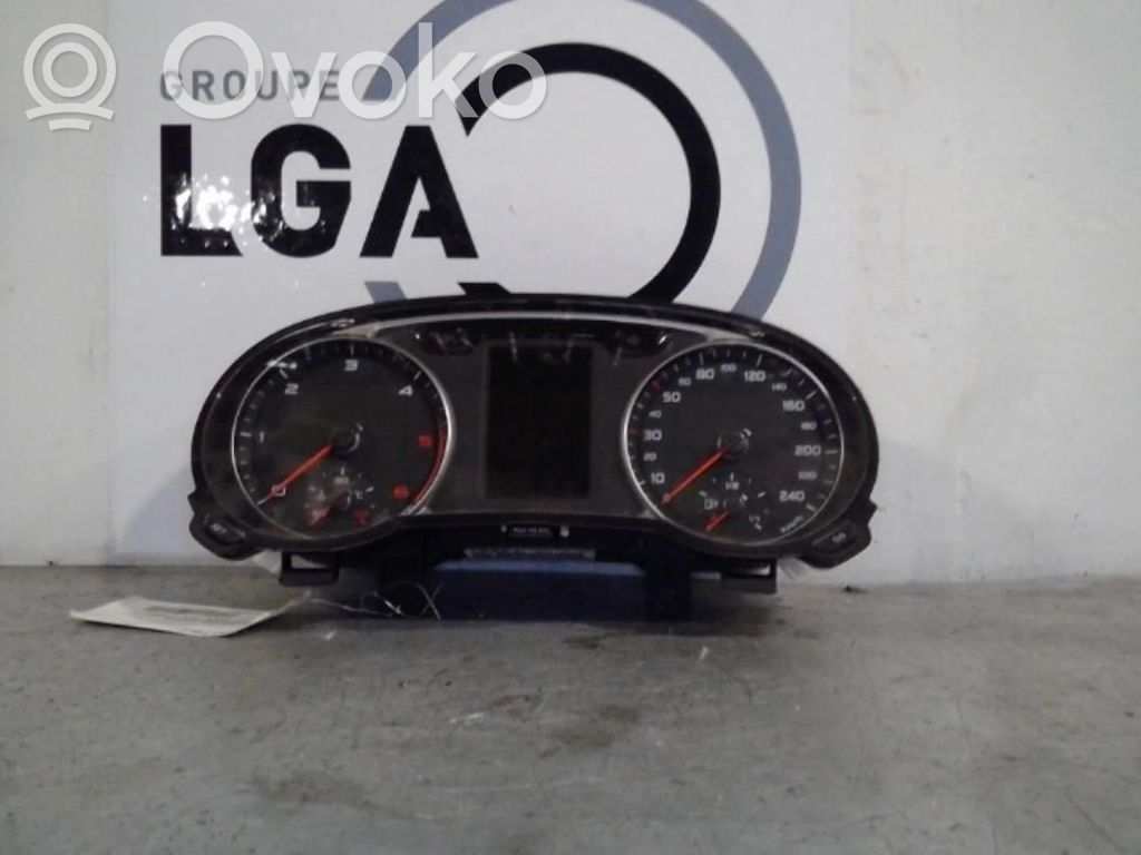 Audi A1 Nopeusmittari (mittaristo) 