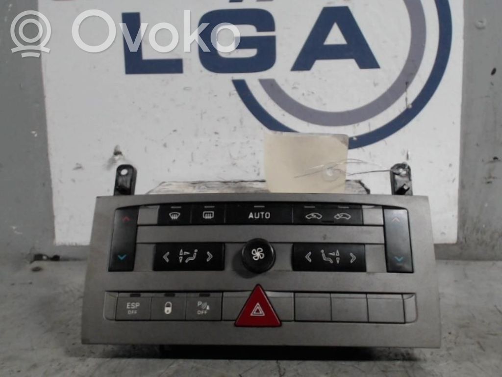 Citroen C5 Climate control unit 