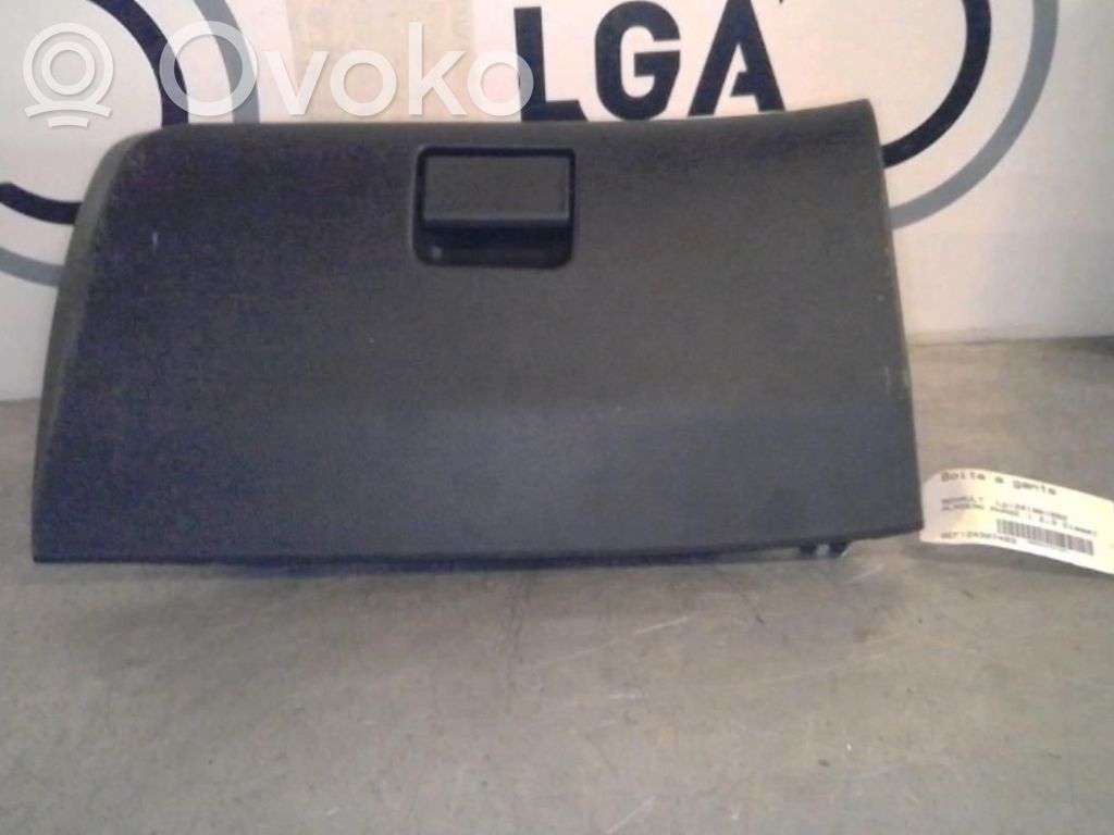 Renault Alaskan Juego guantera 