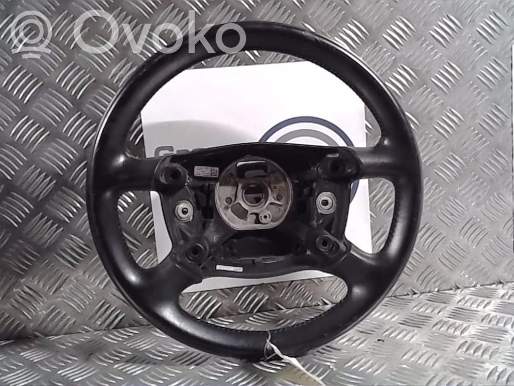 Audi A2 Ohjauspyörä 