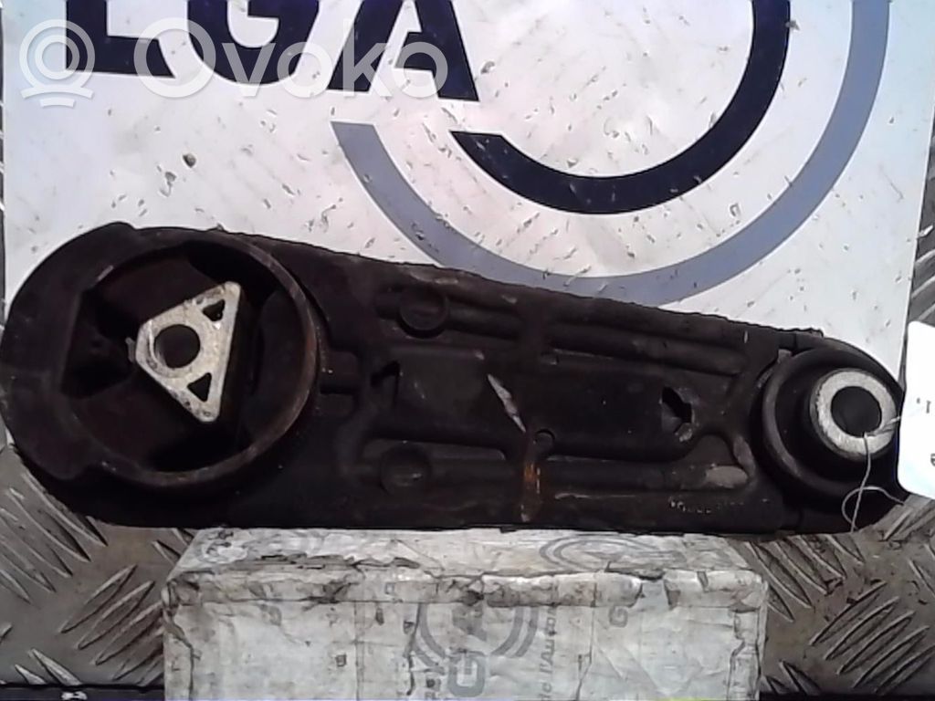 Engine mount bracket   8200399188