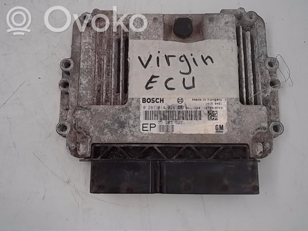 Opel Zafira B Engine control unit/module 
