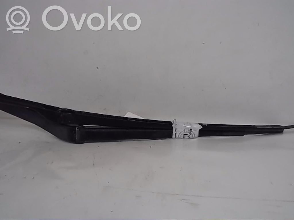 BMW X5 E53 Front wiper blade arm 