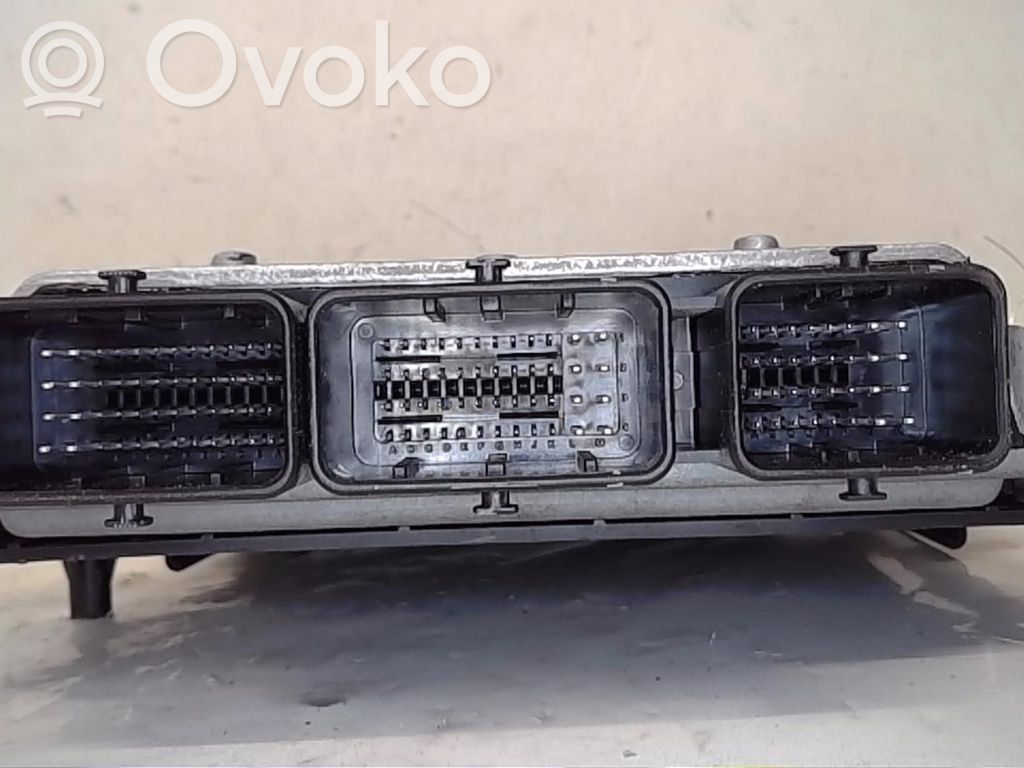 Peugeot 407 Engine control unit/module 