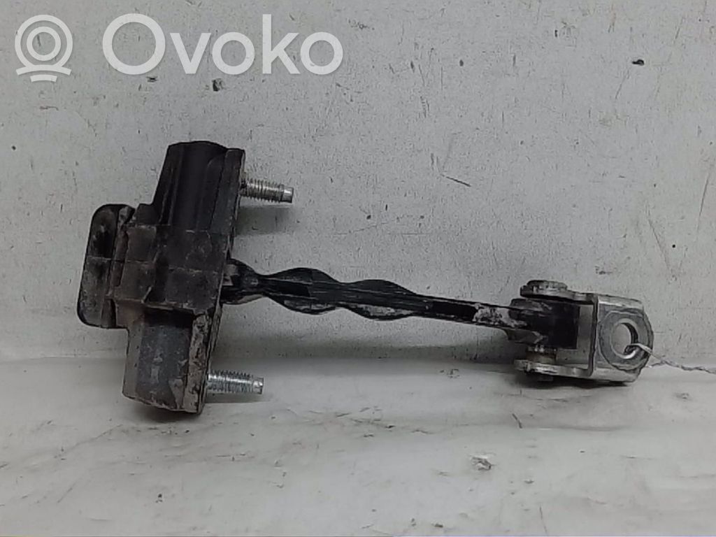 Citroen Nemo Etuoven pidätin 