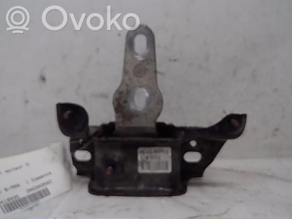 Engine mount bracket   1751718