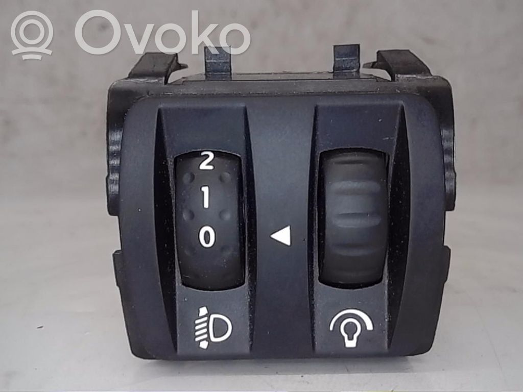 Renault Clio IV Interruptor de luz 