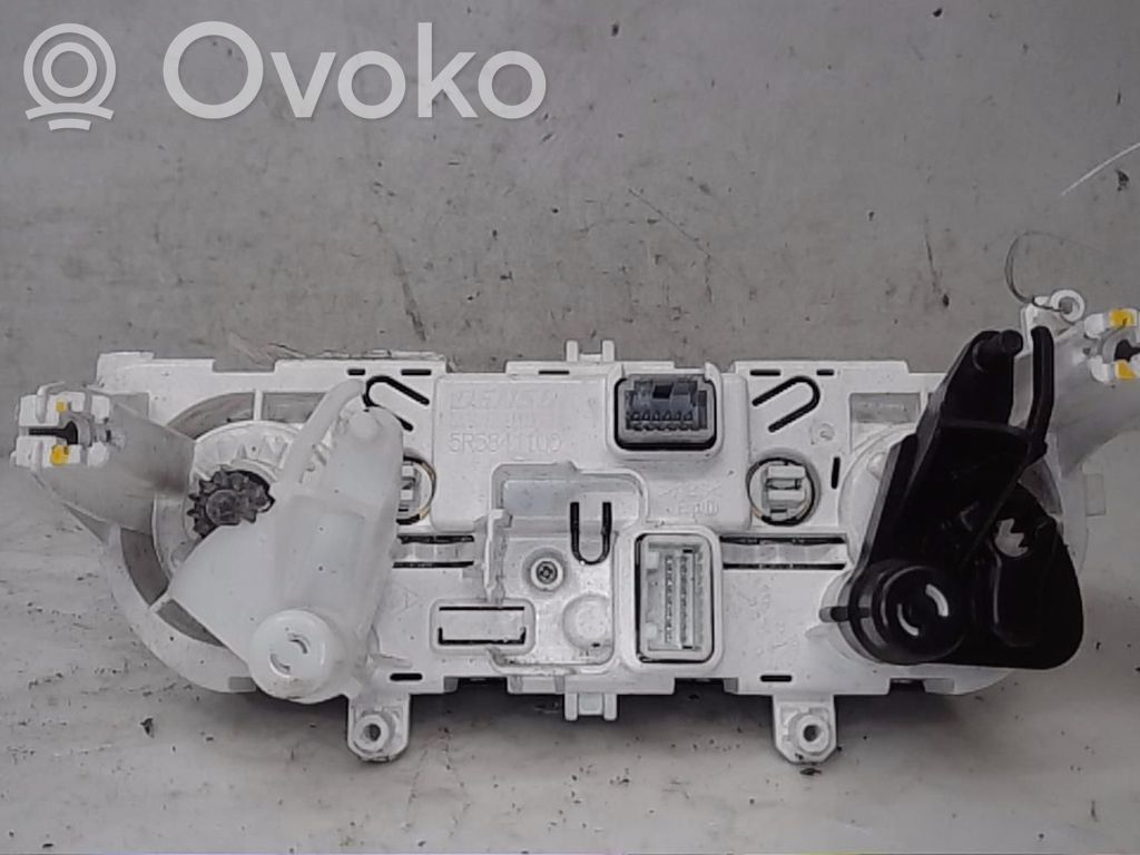 Renault Clio IV Climate control unit 