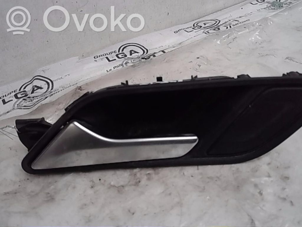 Audi A3 S3 8V Manecilla interna puerta trasera 