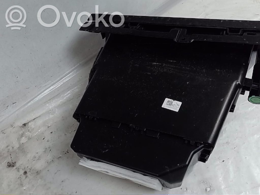 Citroen C4 III e-C4 Daiktadėžės (bordačioko) komplektas 