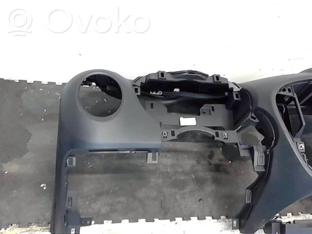 Nissan Juke I F15 Deska rozdzielcza 