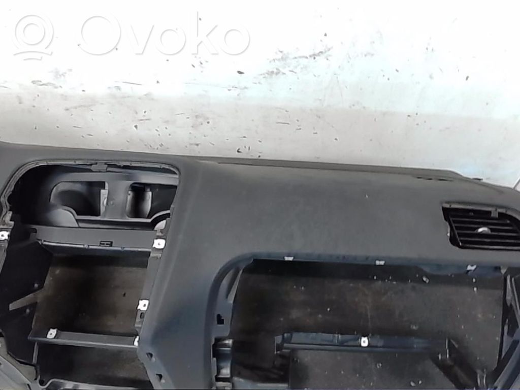 Volkswagen Polo V 6R Deska rozdzielcza 