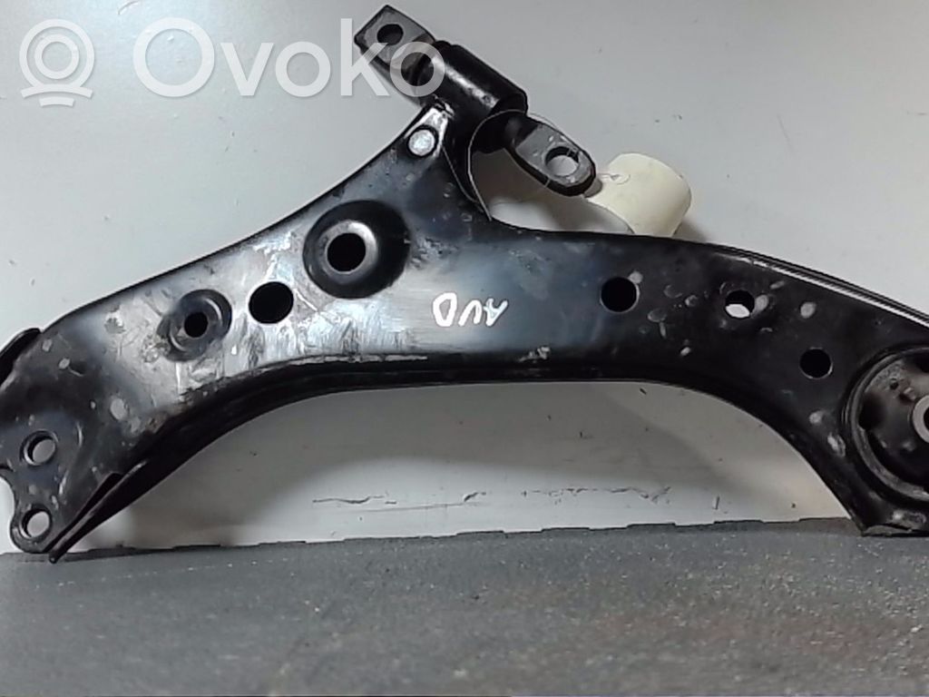 Toyota RAV 4 (XA50) Querlenker vorne 