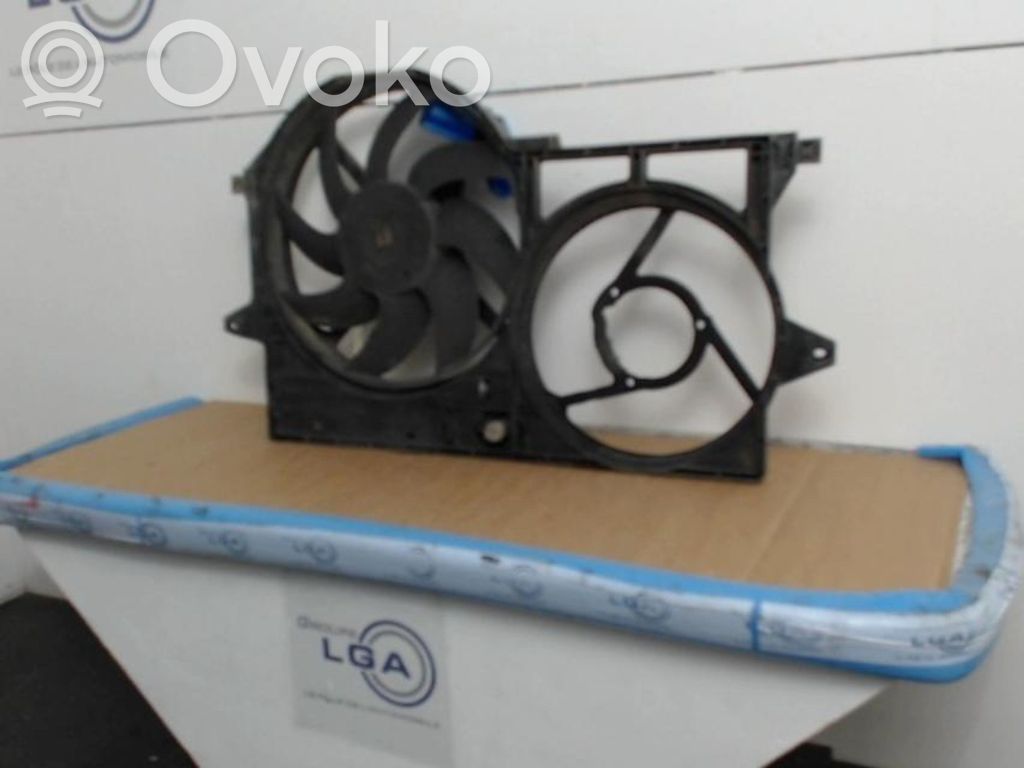 Peugeot Expert Elektrisks radiatoru ventilators 