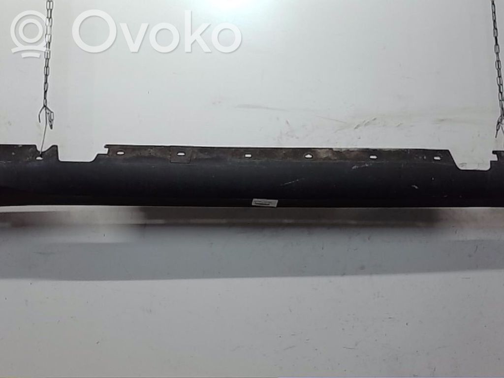 BMW X1 E84 Sill 