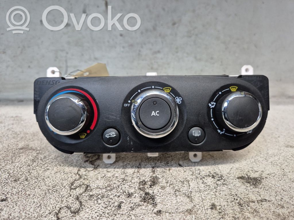 Renault Clio IV Climate control unit 