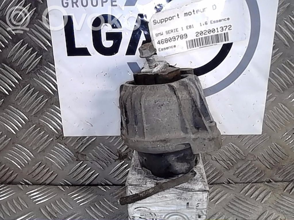 BMW 1 E81 E87 Engine mount bracket 