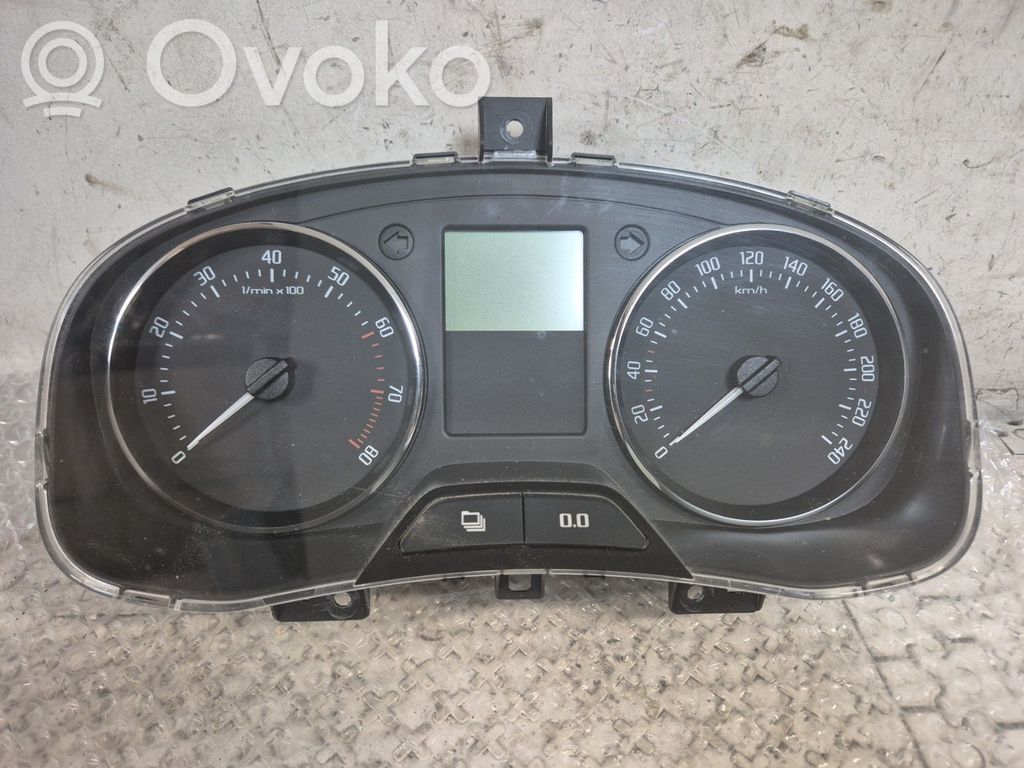 Skoda Fabia Mk2 (5J) Nopeusmittari (mittaristo) 