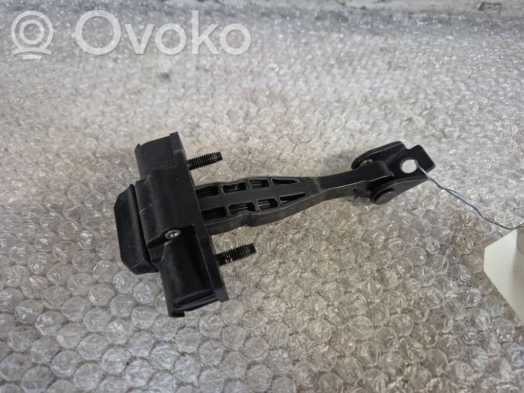 Dacia Duster II Opritor ușă spate 