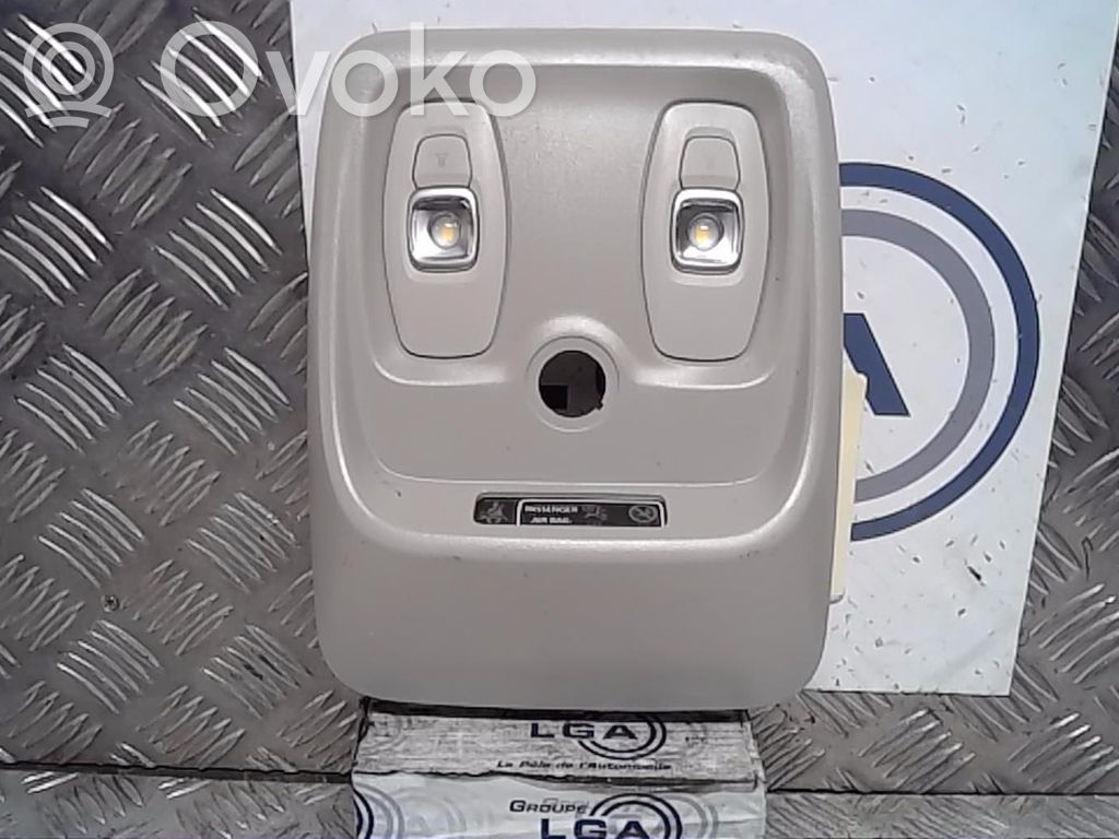 Renault Captur Front seat light 