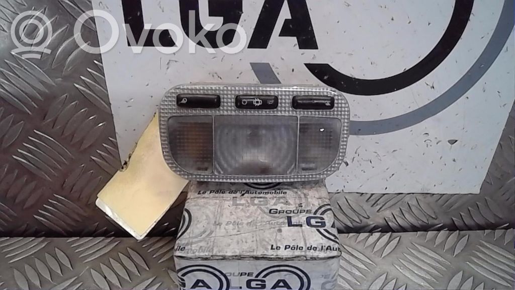 Citroen DS3 Front seat light 