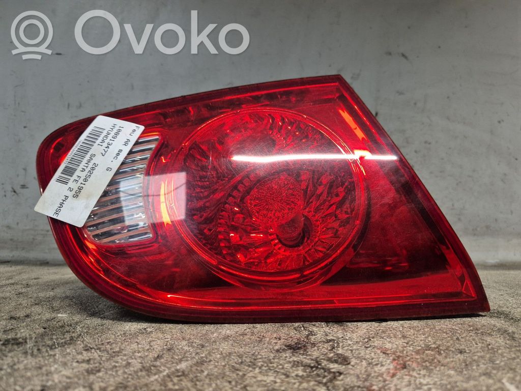 Lampy tylnej klapy bagażnika   924502B000