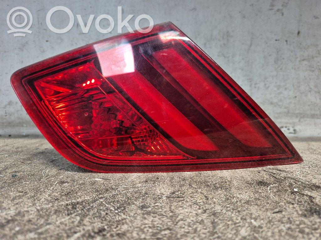 Peugeot 308 Luci posteriori del portellone del bagagliaio