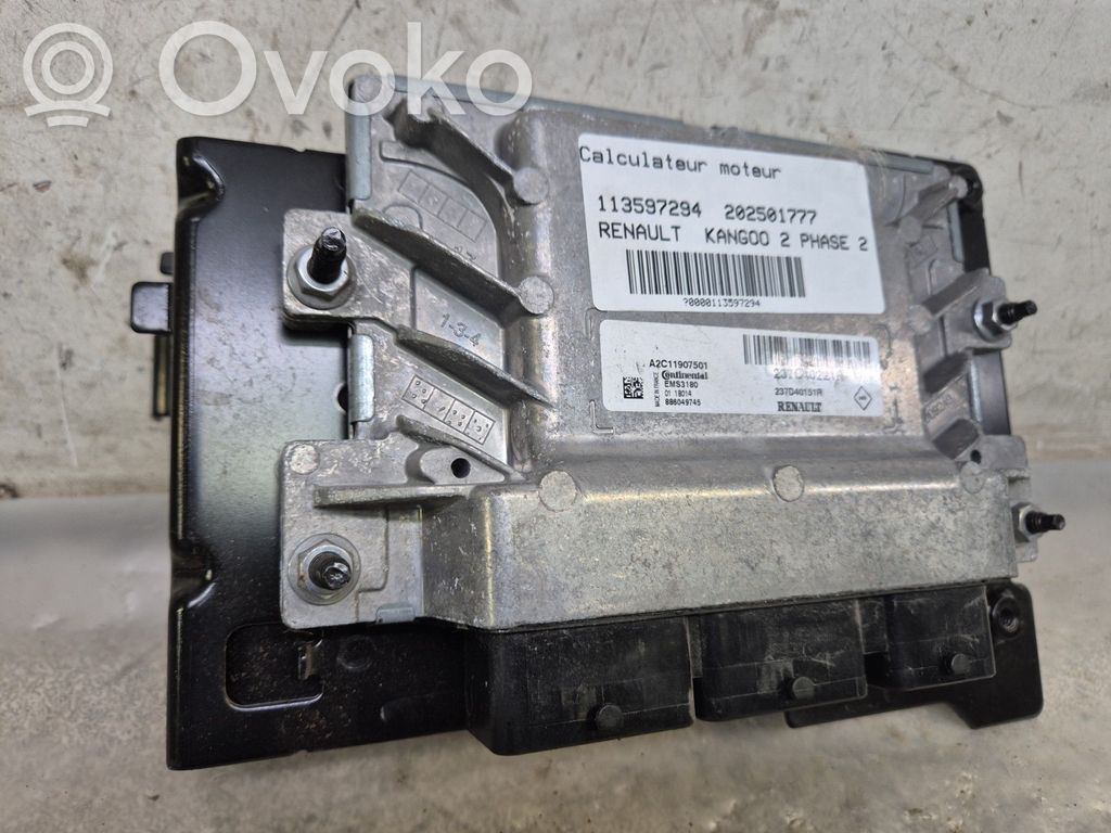 Engine control unit/module   237D40221R