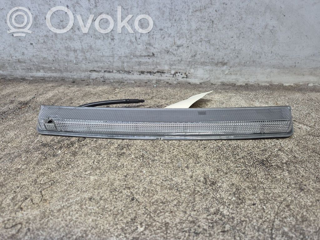 Peugeot 208 II Third/center stoplight 