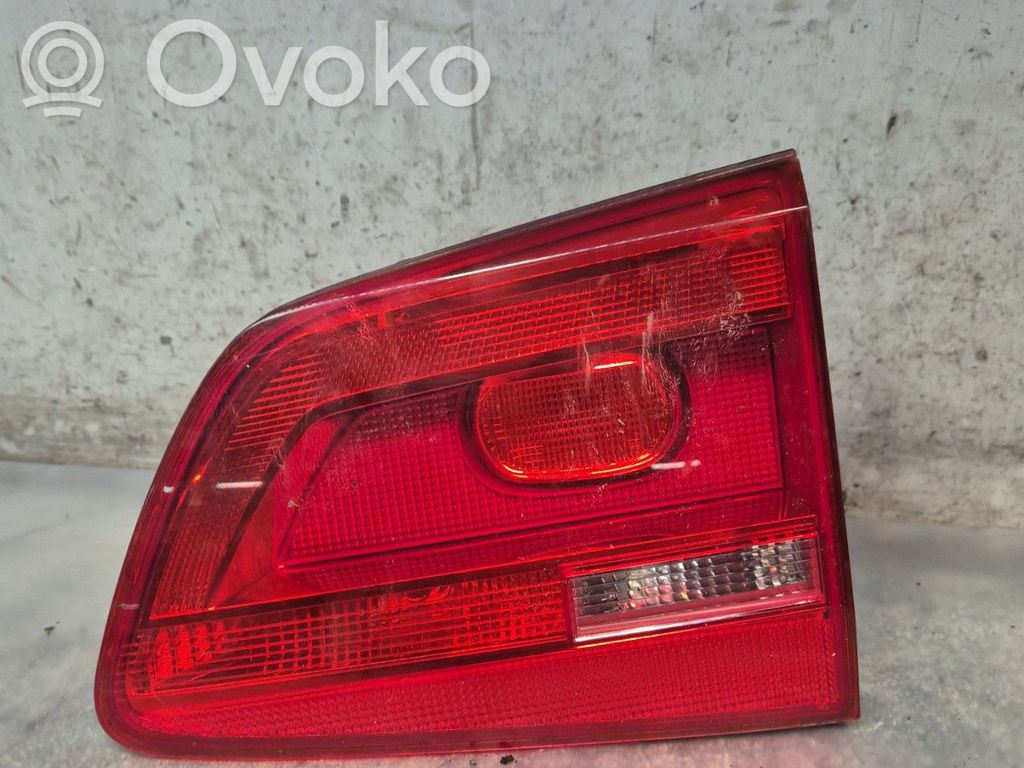 Volkswagen Touran II Lampă spate în capacul portbagajului 