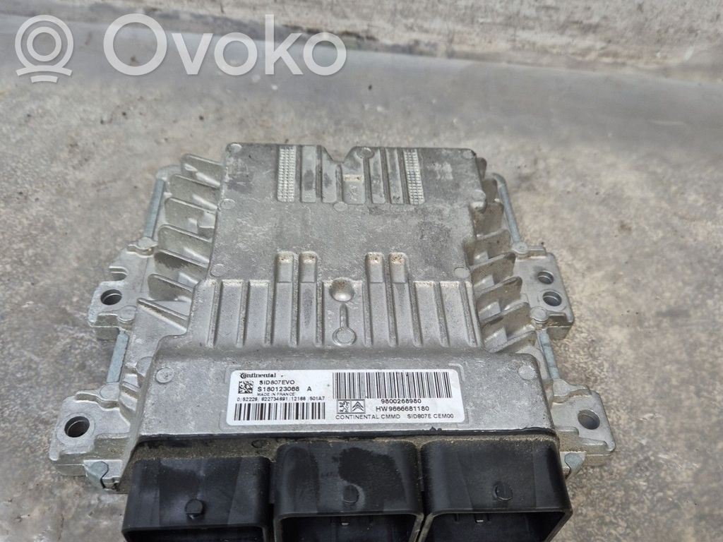 Peugeot 5008 Engine control unit/module 